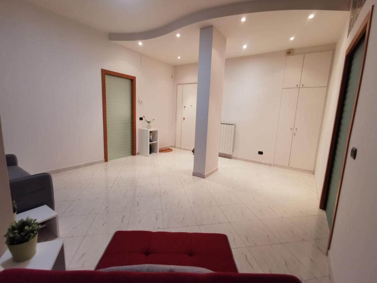 Comfort Apartment And Terrace Nel Cuore Di Барі Екстер'єр фото